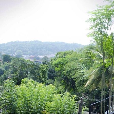 Pearl House Hotell Kandy Exteriör bild