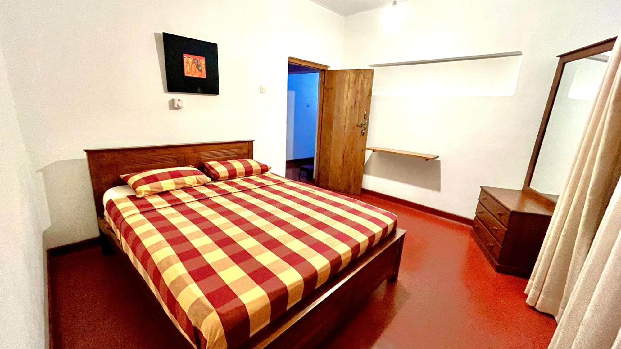 Pearl House Hotell Kandy Exteriör bild