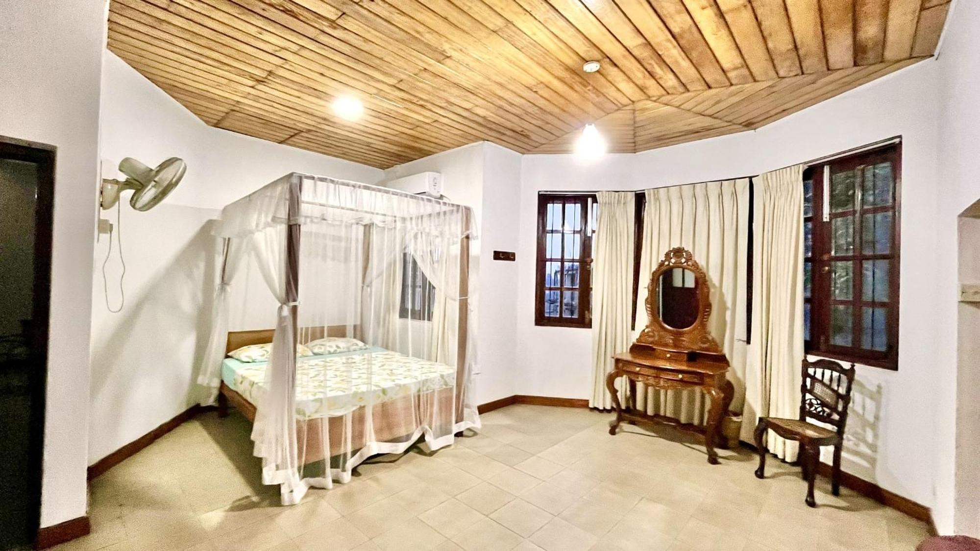 Pearl House Hotell Kandy Exteriör bild