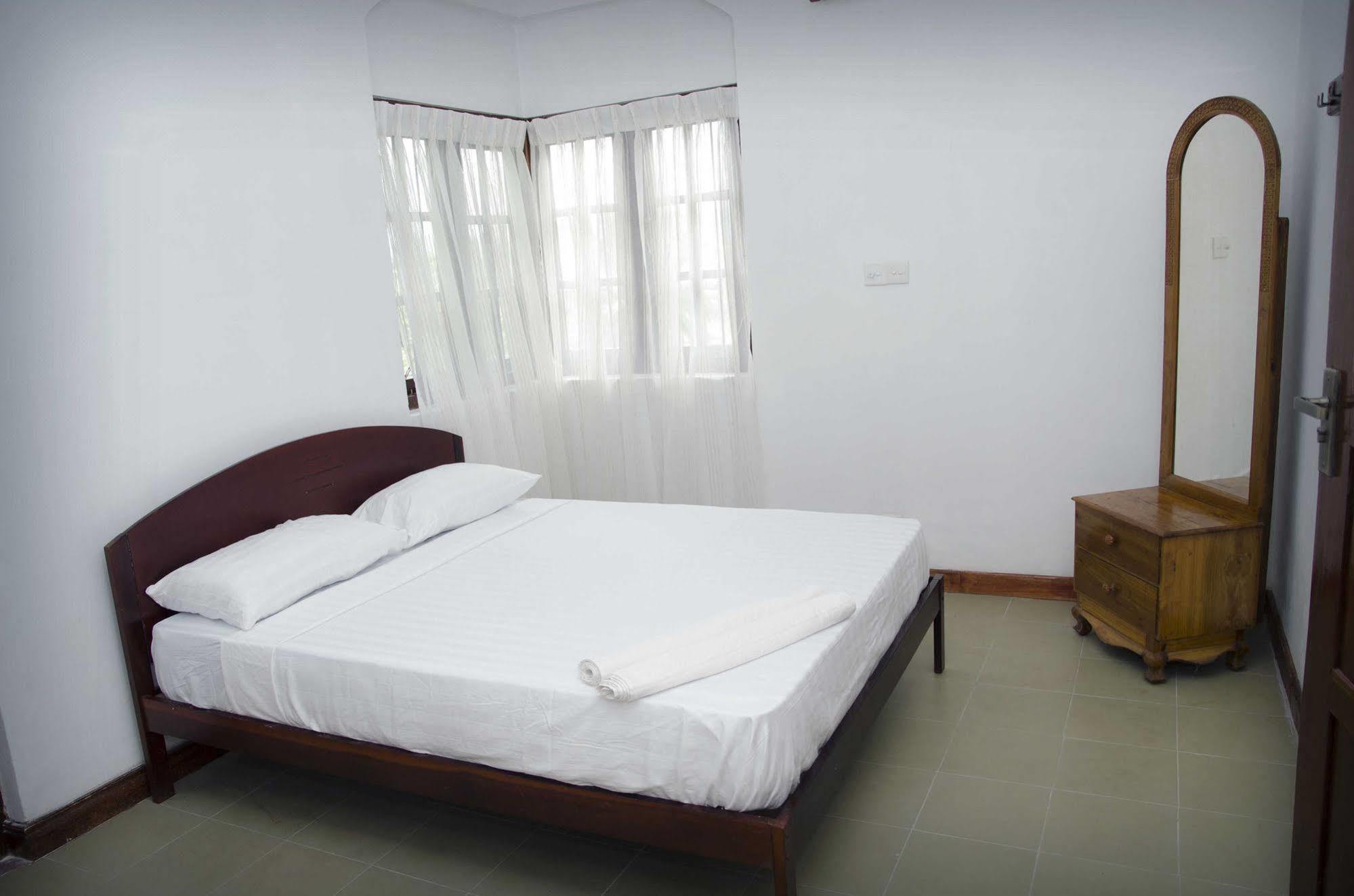 Pearl House Hotell Kandy Exteriör bild